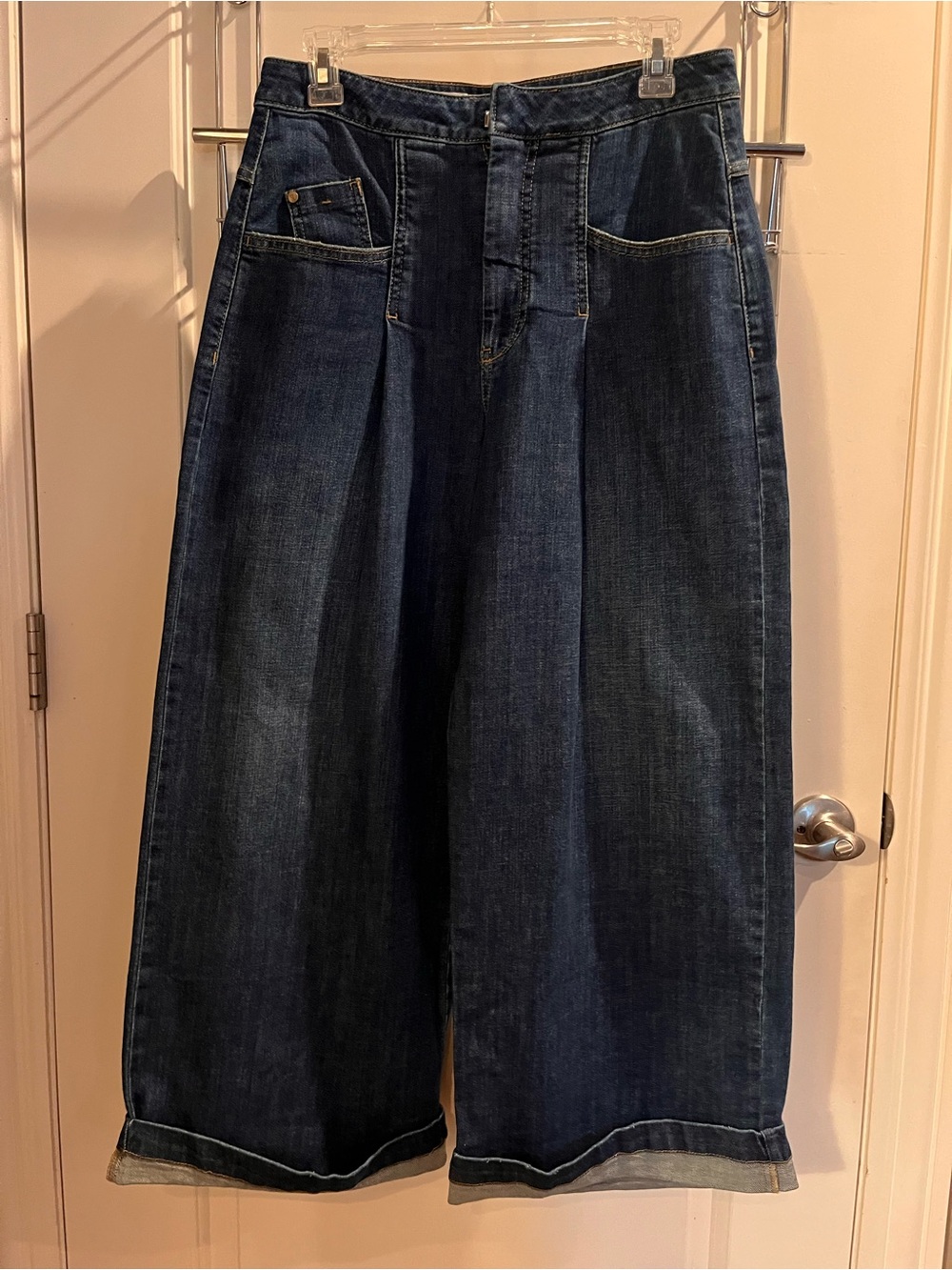 Anthropologie Pilcro Emory Pleated Wide Leg Cuffed Jeans 29P - Picture 2 of 7